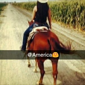 Meet your Posher, Brenda